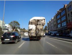 İzmir'de Trafik Canavarı Yolda