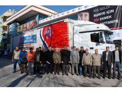 Kimse Yok Mu Kocaeli Şubesi'nden Suriyeli Mültecilere Bir Tır Dolusu Yardım