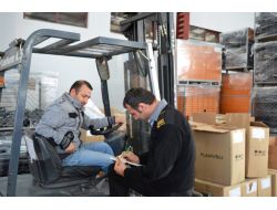 Fabrika Çalışanlarından Suriyeli Mültecilere Yardım Kampanyası