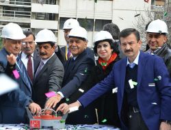 İzmir’de Tam Otomatik Katlı Otoparkın Temeli Atıldı