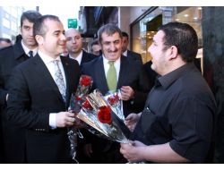 Samsun'da Esnaf Ziyareti Yapan Bakan Kılıç’a Sevgi Seli