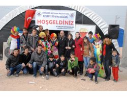 Suriyeli Çocukların Sevinci