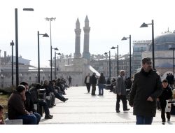 Sivas’ta Bahar Havası Esiyor