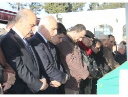 Necdet Menzir Son Yolculuğuna Uğurlandı