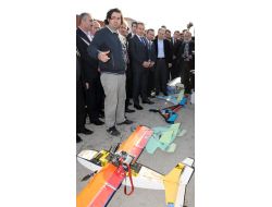 Bakanı Kılıç, Bafra Ve Alaçam'da Yapımı Süren Spor Tesislerini Gezdi