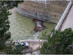 Gönüllüler Suların Nasıl Kirletildiğini Resimledi