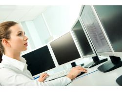 Bilgisayar Başında Uzun Saatler Çalışanlarda Karpal Tünel Sendromu Görülüyor