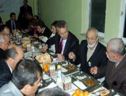 Tunceli Valisi Mustafa Taşkesen Cemevinde İftar Verdi!