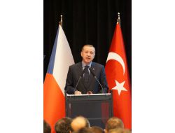 Erdoğan: Avrupa Artık Teröristlerle Arasına Mesafe Koymalıdır