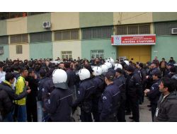 Adıyamanspor Taraftarından, Milletvekilleri Ve Büyükaslan’a İstifa Protestosu