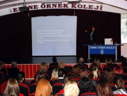 Bursa'da Öğretmenlere Özel Durumlu Öğrencilere Yaklaşım Teknikleri Semineri Verildi