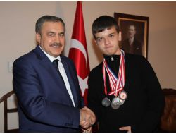 Eroğlu Dünya Şampiyonu Hemşehrilerini Kabul Etti