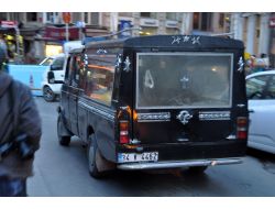 Sierra'nın Cenazesi Üç Horan Kilisesi'nde..