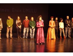 Muhsin Ertuğrul Sahnesi’nde ‘büyünün Gözleri’nin Galası Gerçekleşti