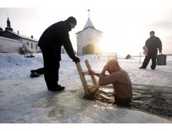 Rusya’da Bu Yıl Buza Dalan 40 Kişi Öldü