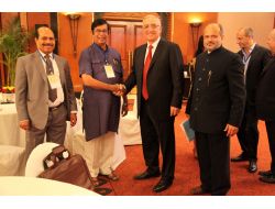 Türk Doğaltaş Sektörü Hindistan'a Kotasız İhracat İstiyor