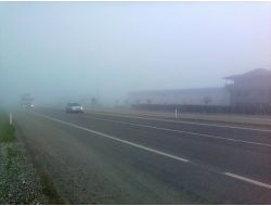 Kahramanmaraş’ta Yoğun Sis Trafiği Olumsuz Etkiledi