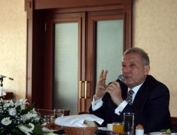 Mete Bülgün: Önce Çimento Fabrikası Kuracak, Sonra Hayvancılık Yapacağız