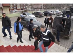 Bir Ay Sonra Eşini Öldürdüğünü İtiraf Etti