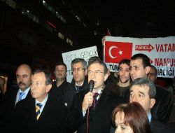 Zonguldak'ta Yaklaşık 200 Kişi Tekel İşçisine Destek Eylemi Düzenledi