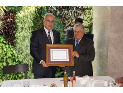 ‘kutlu Valimle Geldim, Mutlu Valimle Gidiyorum’