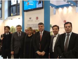 Yaş Meyve Ve Sebze İhracatçıları Berlin'deki Fuara Katıldı