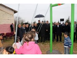 Köylü Çocuklar Oyun Parkına Kavuştu