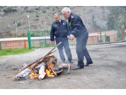 Kozan'da Hastalıklı Olduğu Anlaşılan 42 Et İmha Edildi