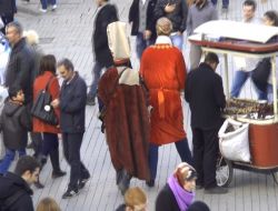 Turist Avcılarına Zabıta Operasyonu