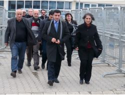 Selahattin Demirtaş Kck Davasına Katıldı