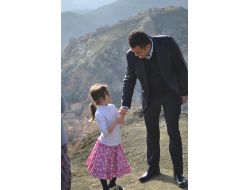 Başkan Sezer, Mahallelerde Vatandaşların Sorununu Dinliyor