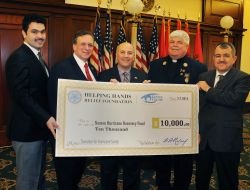 Abd'deki Türk Toplumundan Sandy Mağdurlarına Yardım