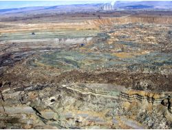 İki Yıldır Toprak Altındalar