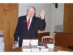 Rus Tarihçi 'Azerbaycan Gerçeğini' Kaleme Aldı(özel)