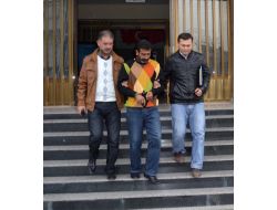 Tarsus’ta Otomobili Soyan Şüpheli Mersin'de Yakalandı