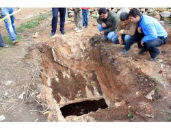 MERSİN'DE ODA MEZAR BULUNDU