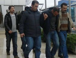 Minibüslerde Yankesicilik Yapan 3 Kişi Yakalandı