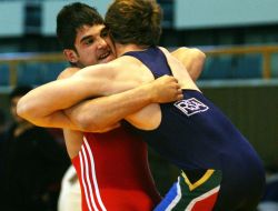 Yamanlar Öğrencileri Güreşte Yedi Uluslararası Madalya Kazandı