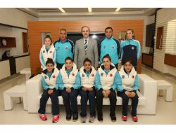Başkan Altepe, Şampiyon Sporcuları Altınla Ödüllendirdi