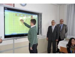Pilot İl Seçilen Eskişehir'de Tablet Bilgisayarlı Eğitim Başladı