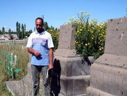 16 Yıllık Kabristan Görevlisi, Oğlunun Da Bu İşi Yapmasını İstiyor