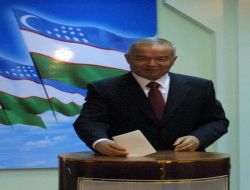 Özbekistan Cumhurbaşkanı Kerimov: Çok Partili Sürecin Sınavındayız, Hedefimiz Demokratik Devlet