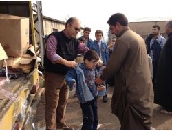 Kimse Yok Mu, Suriyeli Sığınmacılara Yardım Dağıttı