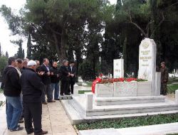 Mehmet Akif Ersoy, Ölümünün 73. Yılında Kabri Başında Anıldı