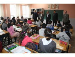 Atilla Gülsar’dan Öğretmenlere: Öğrencilere Gülümseyerek Derse Başlayın