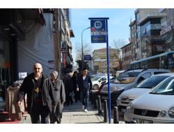 İstanbulluların Dar Kaldırımla İmtihanı