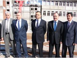 Denizli'de İmeceyle Yapılan Meslek Lisesinin Yüzde 65'i Tamamlandı