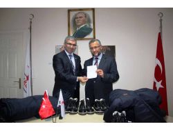 Müftülükten Suriyeli Sığınmacılara Kışlık Kıyafet