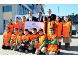 Yıldırımhan'dan Suriye'ye Battaniye Ve Para Yardımı