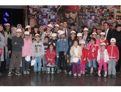 Sarıçam Belediyesi Öksüz Ve Yetimleri Sinemayla Buluşturdu